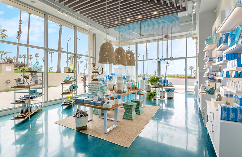Innenansicht des Inis Flagship-Stores